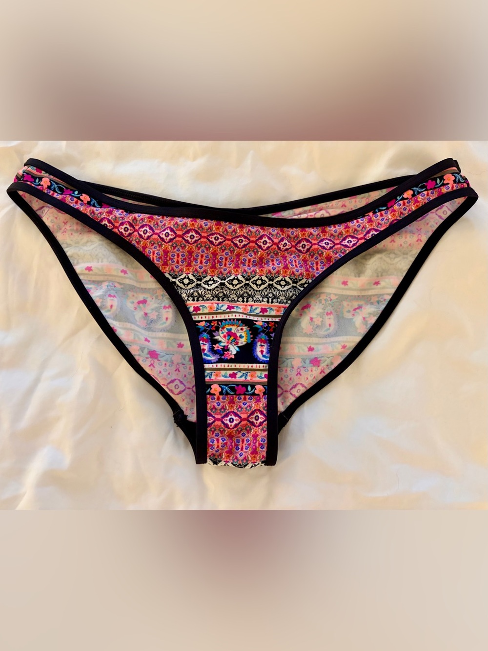 Eidon Swim Bikini Bottom Floral Geo Print - Pink/Black